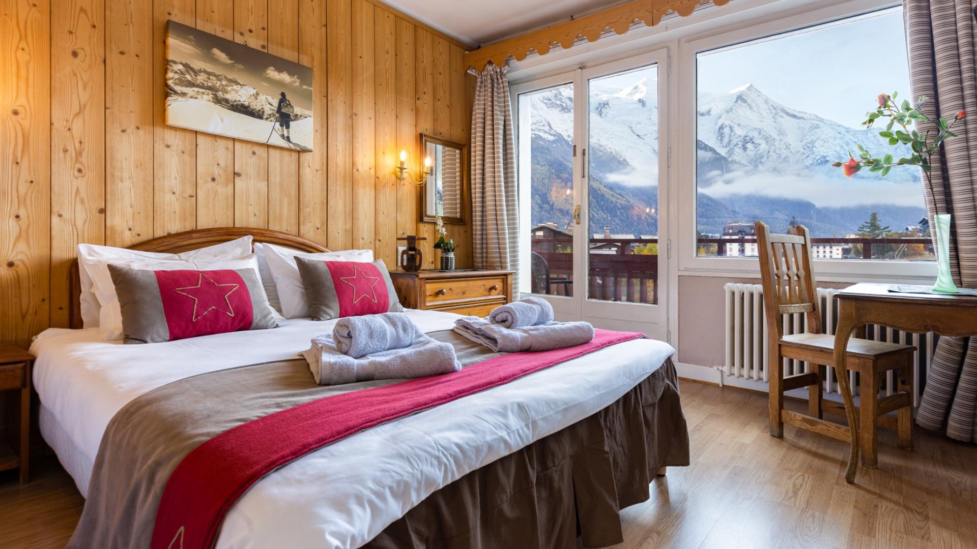 chambre vue mont blanc hôtel de la sapinière à chamonix