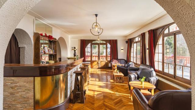 Le bar Chalet hôtel La Sapinière à Chamonix